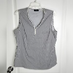 Black and White Striped Sleeveless Top Size Medium